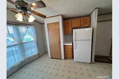 19 Leetes Island Road #LOT 10, Branford, CT 06405 - Photo 4