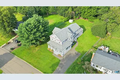 592 Pond Point Avenue, Milford, CT 06460 - Photo 2