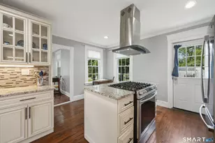 592 Pond Point Ave, Milford, CT 06460 - Photo 6