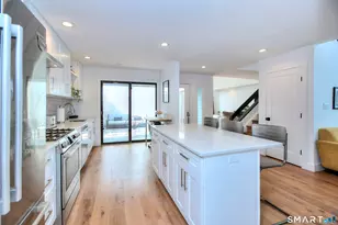 104 Harvest Cmns, Westport, CT 06880 - Photo 12