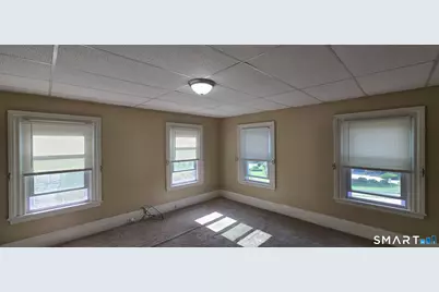 202 Broadway, Norwich, CT 06360 - Photo 32