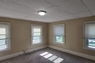 202 Broadway, Norwich, CT 06360 - Photo 32