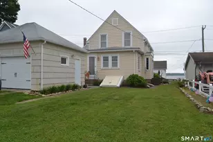 110 Columbus Ave, East Lyme, CT 06357 - Photo 1
