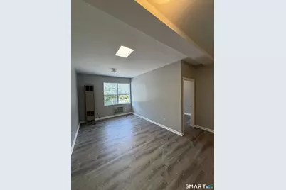 1064 Poquonnock Road #5, Groton, CT 06340 - Photo 10