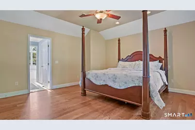 32 Pine Tree Hill Road, Newtown, CT 06470 - Photo 24