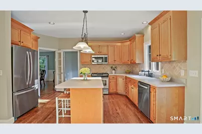 32 Pine Tree Hill Road, Newtown, CT 06470 - Photo 10