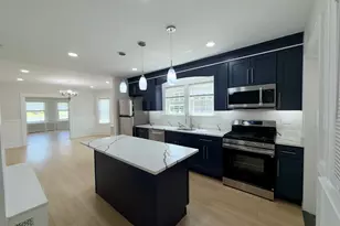 332 Robbins St, Waterbury, CT 06708 - Photo 10