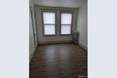 35 Linden Street, New London, CT 06320 - Photo 6
