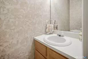 9 Braintree Ct, Suffield, CT 06078 - Photo 18