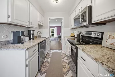 9 Braintree Court #9, Suffield, CT 06078 - Photo 6
