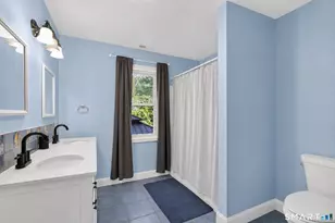 900 Racebrook Rd, Orange, CT 06477 - Photo 24