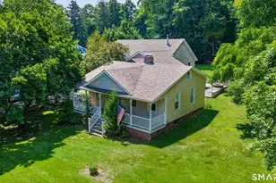 900 Racebrook Rd, Orange, CT 06477 - Photo 1