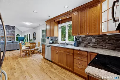 54 Heatherwood Drive, Colchester, CT 06415 - Photo 6