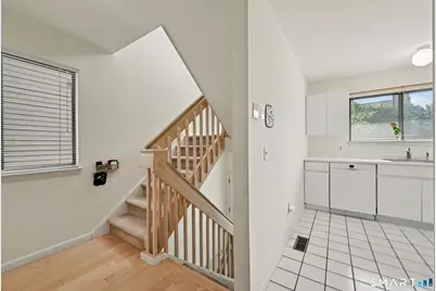 2435 Bedford Street #10C, Stamford, CT 06905 - Photo 6