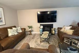 35 Harbour Village, Branford, CT 06405 - Photo 4