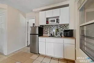 147 Martin St, Hartford, CT 06120 - Photo 2