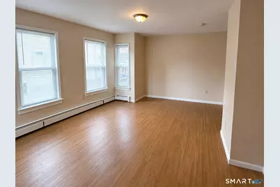 13 Armstrong Place, Bridgeport, CT 06608 - Photo 2