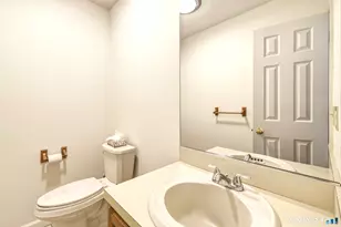 600 Washington Ave, North Haven, CT 06473 - Photo 12