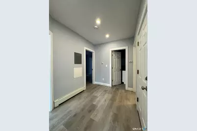 40 Clarks Hill Avenue #Fl 2, Stamford, CT 06902 - Photo 2