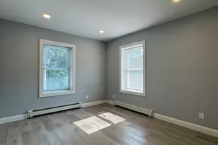 40 Clarks Hill Ave, Stamford, CT 06902 - Photo 12