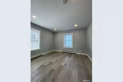 40 Clarks Hill Avenue #Fl 2, Stamford, CT 06902 - Photo 8