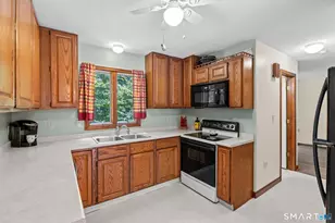 83 Carriage House, Enfield, CT 06082 - Photo 8