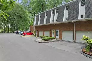323 Dunfey Ln, Windsor, CT 06095 - Photo 34
