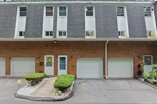 323 Dunfey Ln, Windsor, CT 06095 - Photo 1