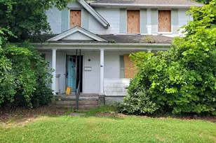 2 Blake St, Waterbury, CT 06708 - Photo 1