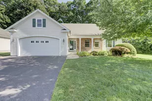 29 Cheney Ln, Manchester, CT 06040 - Photo 1