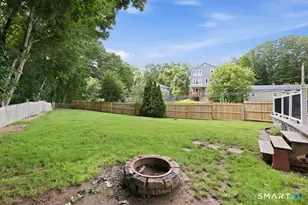 47 Woodland St, Meriden, CT 06451 - Photo 4