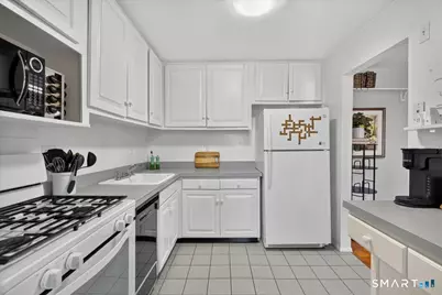 49 East Broadway #B, Milford, CT 06460 - Photo 24