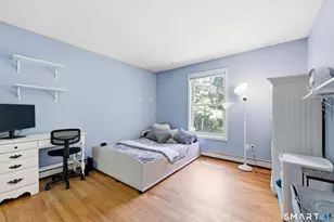 8 Old Bridge Rd W, New Fairfield, CT 06812 - Photo 20