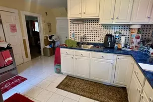 11 Bliss St, East Hartford, CT 06108 - Photo 4