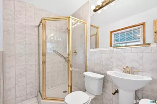 105 Bear Paw Rd, Bridgeport, CT 06606 - Photo 24