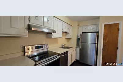 1300 Capitol Avenue #C, Bridgeport, CT 06606 - Photo 12