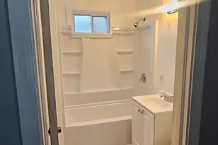 142-144 Adams St, Hartford, CT 06112 - Photo 6