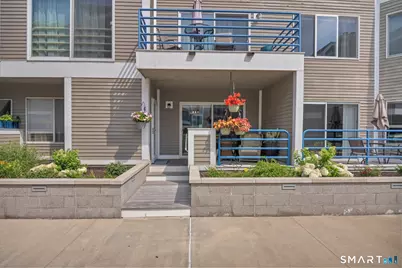 51 Harbour Close #51, New Haven, CT 06519 - Photo 1