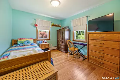 31 Brackenridge Drive, Waterbury, CT 06706 - Photo 16