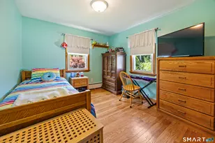 31 Brackenridge Dr, Waterbury, CT 06706 - Photo 16