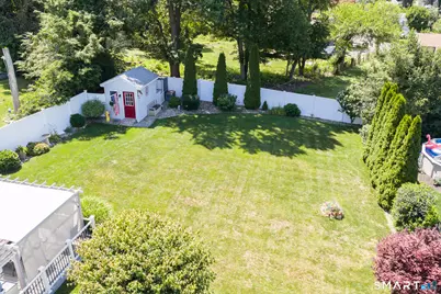 31 Brackenridge Drive, Waterbury, CT 06706 - Photo 2
