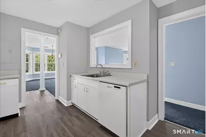 75 Redwood Drive #305, East Haven, CT 06512 - Photo 4