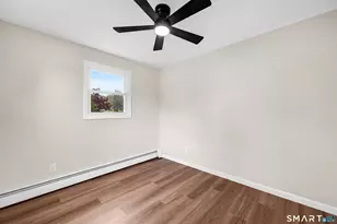 225 Stonecrest Dr, Bristol, CT 06010 - Photo 10