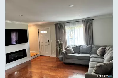 80 Lawn Avenue #13, Stamford, CT 06902 - Photo 2