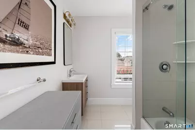 994 Shippan Avenue #B, Stamford, CT 06902 - Photo 12