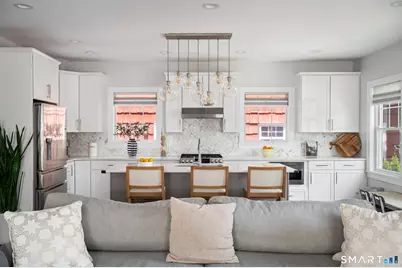 994 Shippan Avenue #B, Stamford, CT 06902 - Photo 6
