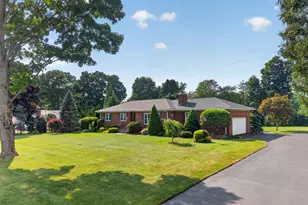 241 Pine Tree Dr, Orange, CT 06477 - Photo 2