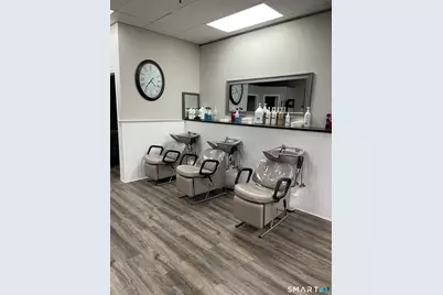 30 Pennsylvania Avenue #Beauty Salon Business, East Lyme, CT 06357 - Photo 4