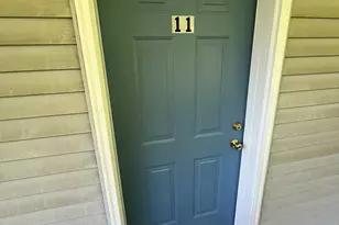4 Warwick St, New Haven, CT 06513 - Photo 6