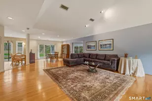12 Mountain Farms Rd, West Hartford, CT 06117 - Photo 4